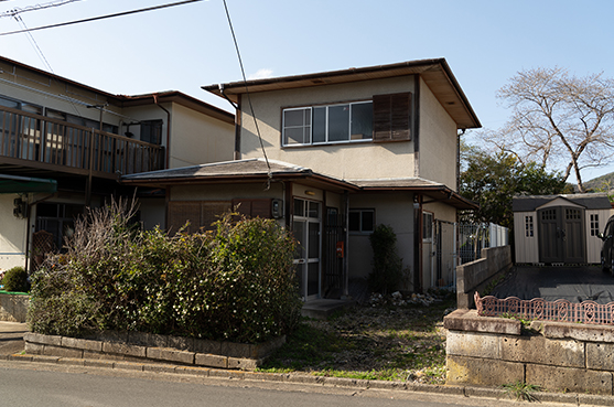 空き家のまま売却されていない実家