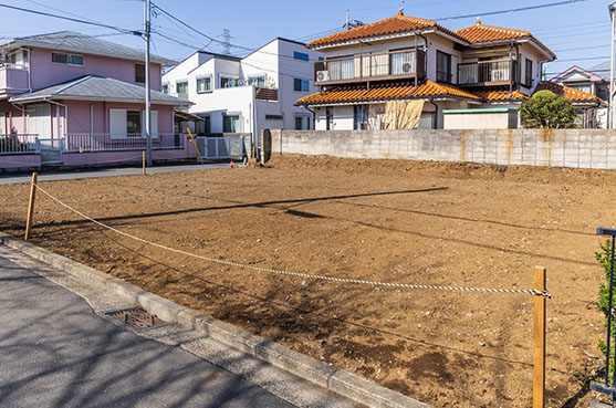 住宅街にある土地