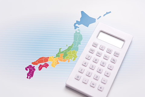 全国の自治体と補助金をイメージした地図と電卓